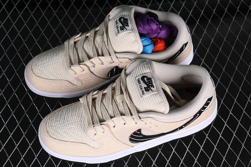 Nike SB Dunk Low x Albino & Preto