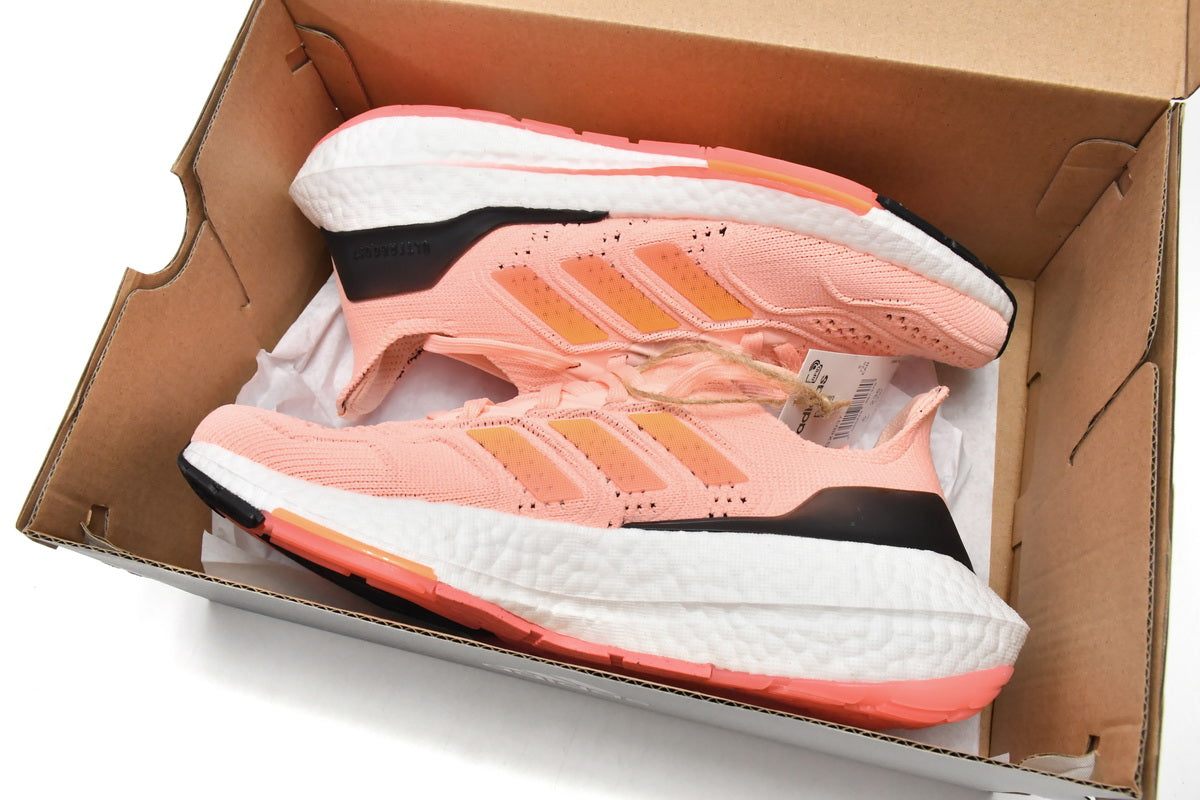 Adidas Ultra Boost 22 Heat.RDY Pink