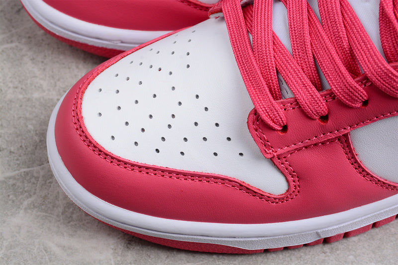 Nike Dunk Low Archeo Pink