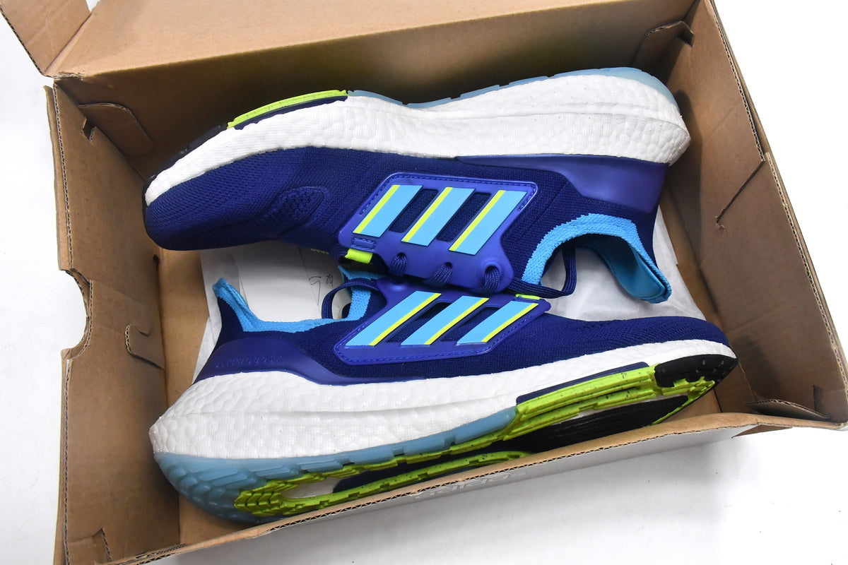 Adidas Ultra Boost 22 Blue