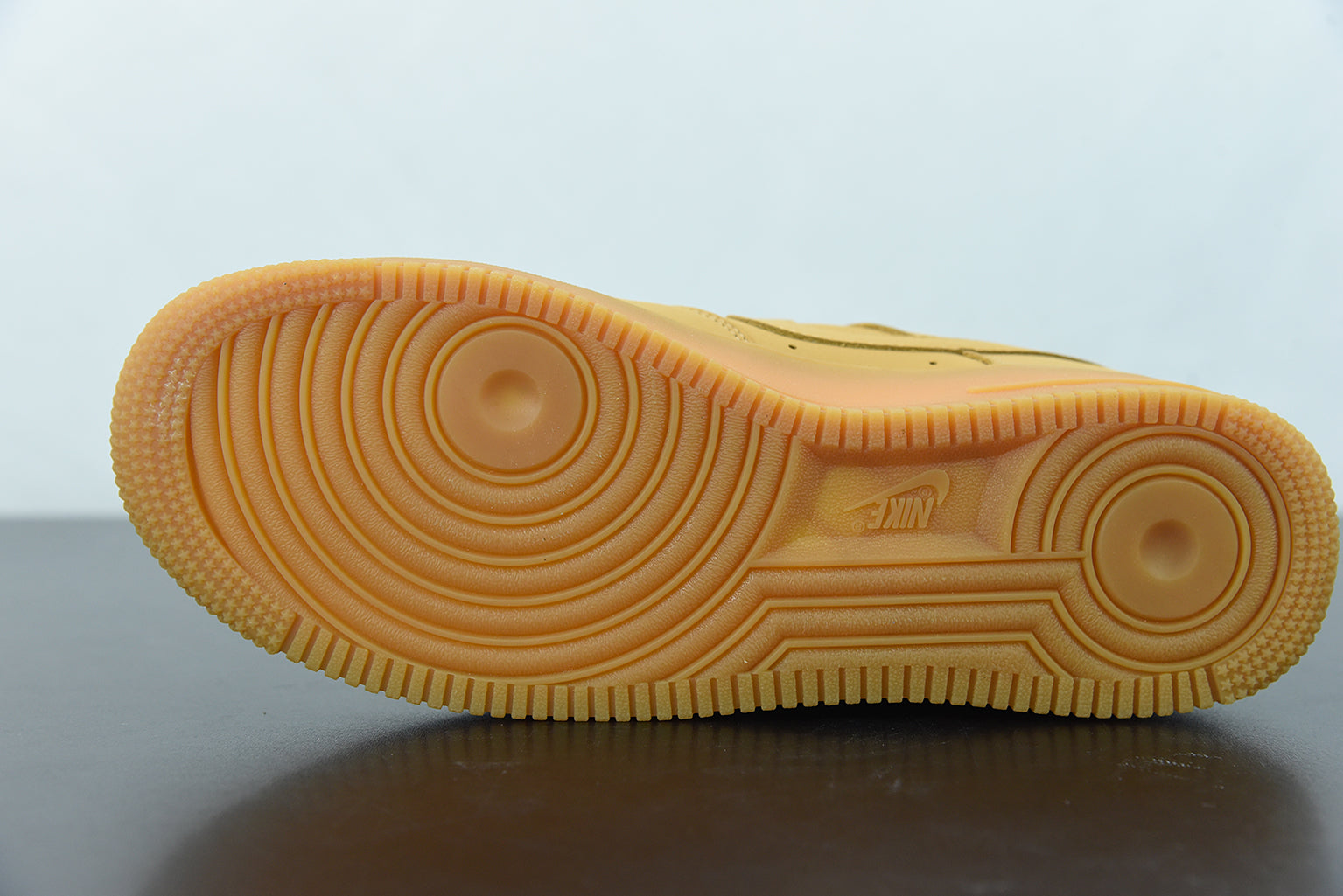 Nike Air Force 1 Low Flax