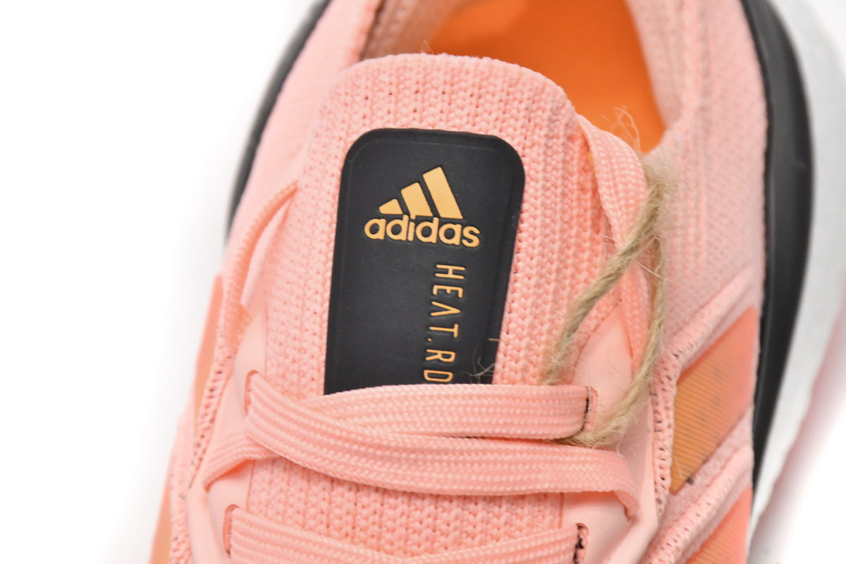 Adidas Ultra Boost 22 Heat.RDY Pink
