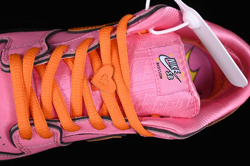 Nike SB Dunk Low x Powerpuff Girls "Blossom" (Florzinha)