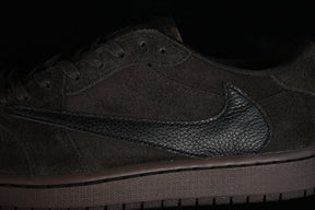 Jordan 1 Low x Travis Scott 'Velvet Brown'