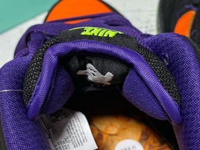 Nike SB Dunk Low 'Night of Mischief Halloween'