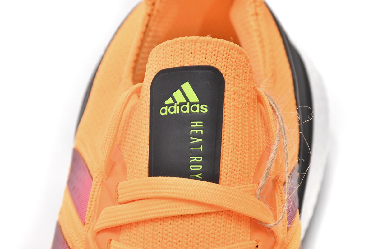 Adidas Ultra Boost 22 Heat.RDY Orange
