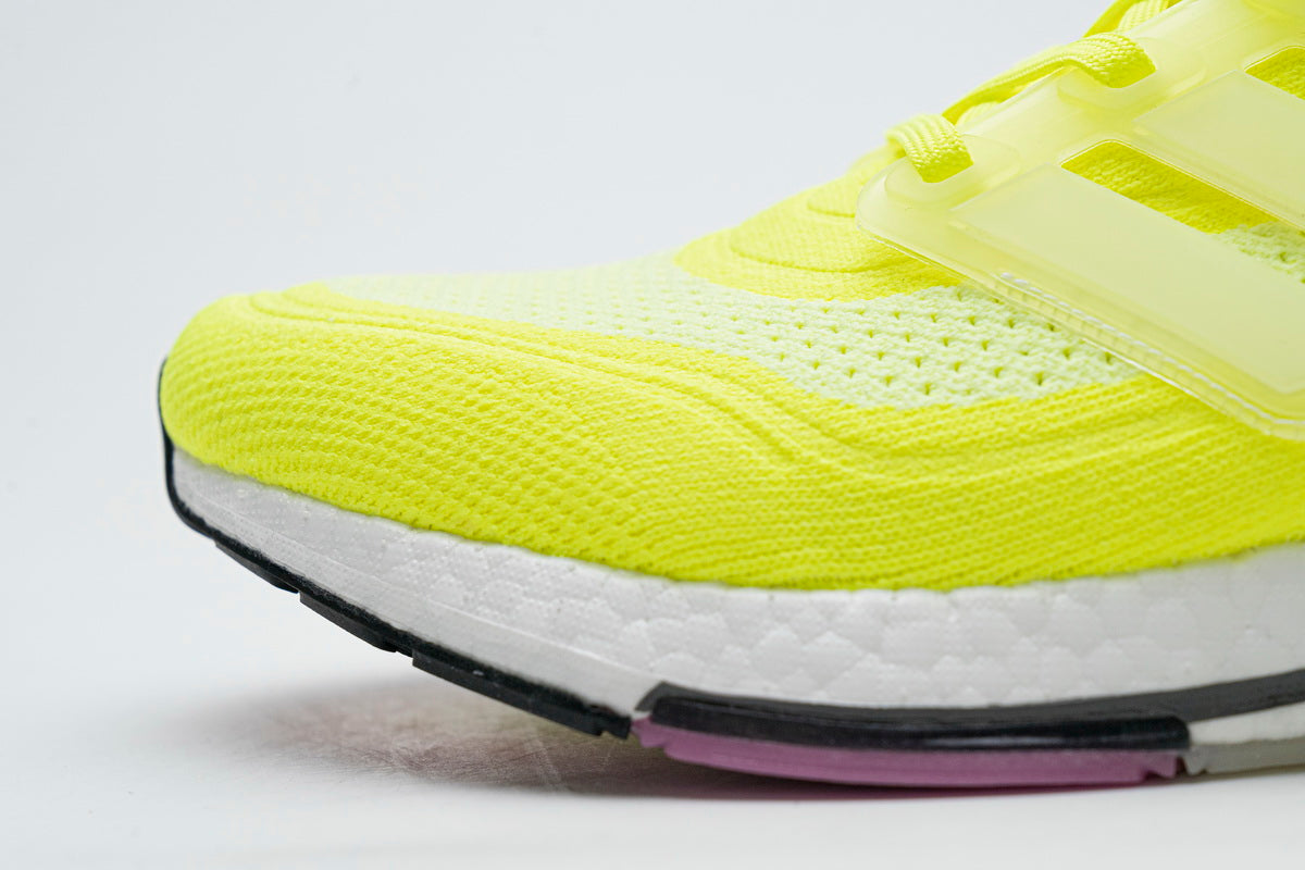 Adidas Ultra Boost 21 Yellow