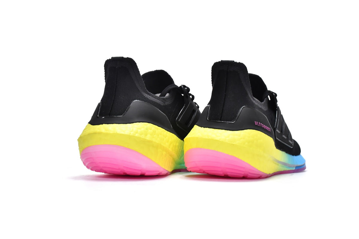 Adidas Ultra Boost 22 Black Gradient Yellow