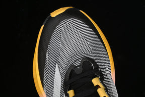 adidas ADIZERO BOSTON 12 Core Black/Zero Metallic/Spark