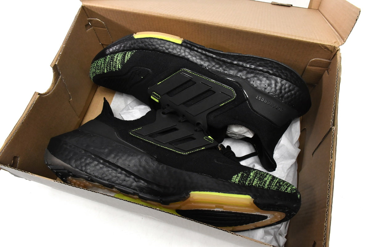 Adidas Ultra Boost 22 Black Light Yellow