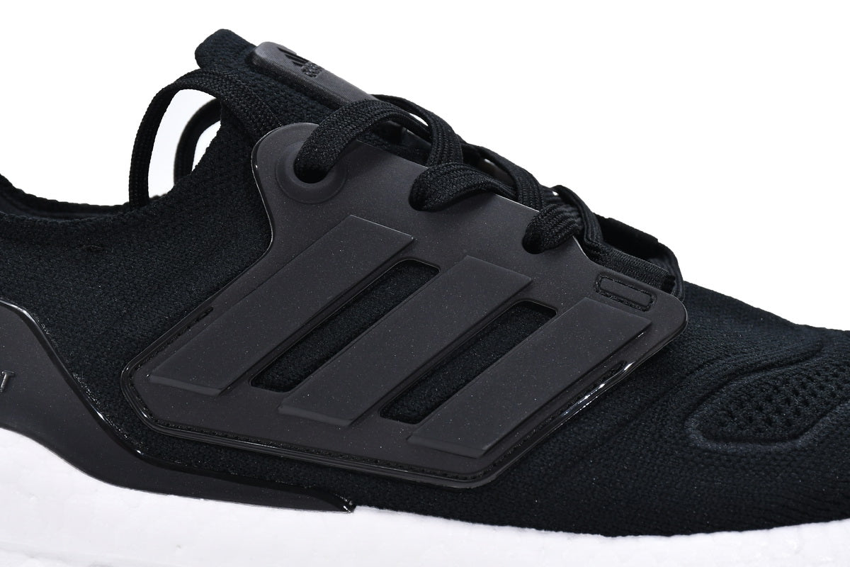 Adidas Ultra Boost 22 Black White