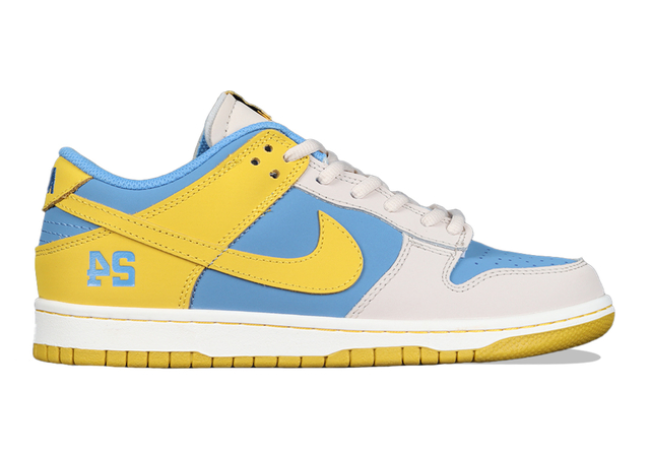 Nike SB Dunk Low 'Kobe' x Otomo Katsuhiro
