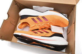 Adidas Ultra Boost 22 Heat.RDY Orange