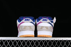 Nike SB Dunk Low 'Rayssa Leal'